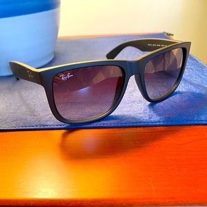 Men’s Ray Ban sunnies